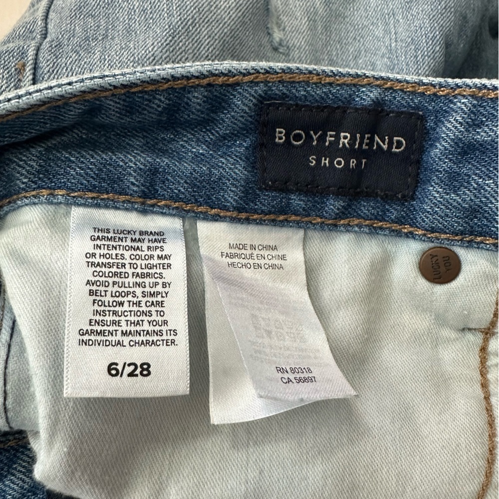 Lucky Brand Blue Distressed Jean Shorts size 6/28 - Picture 5 of 5